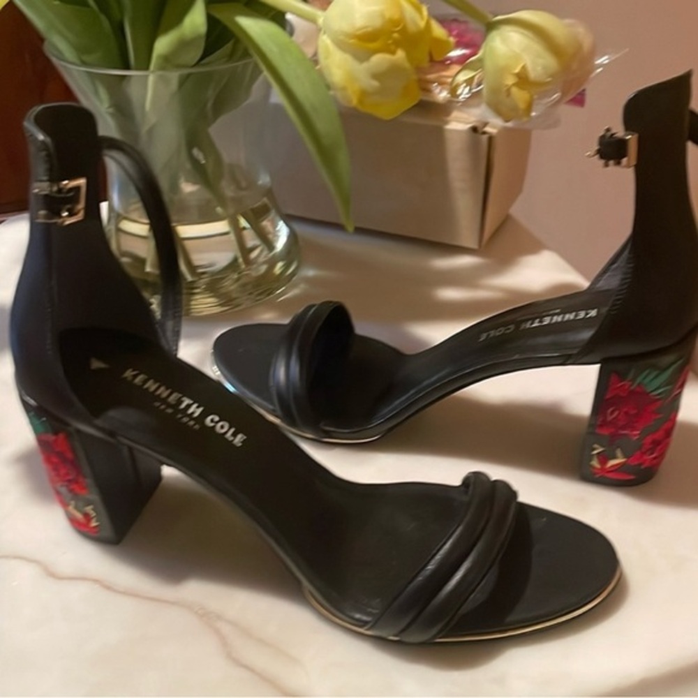 Kenneth Cole black chunky heel high strap open toe shoe